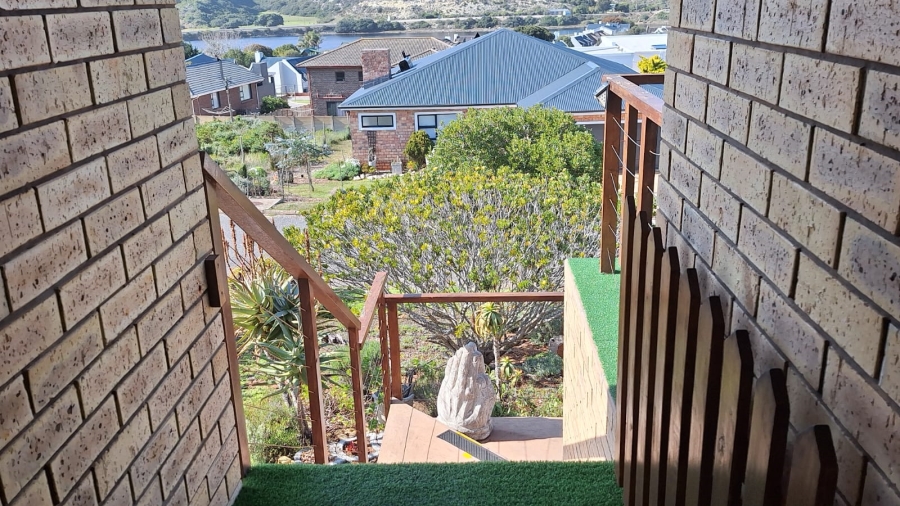 3 Bedroom Property for Sale in Stilbaai Wes Western Cape